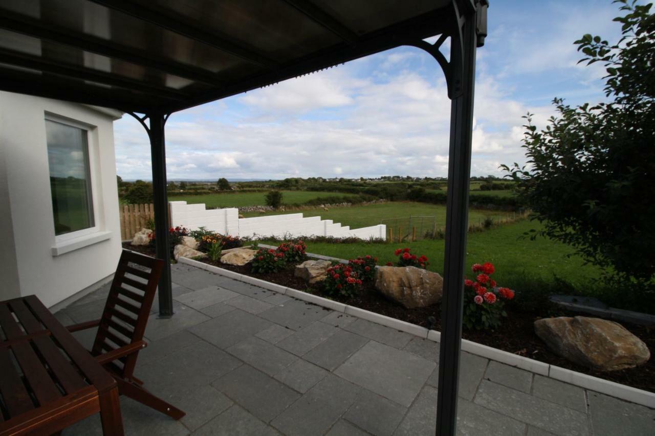 Atlantic Retreat Lodge Kinvara Exterior photo